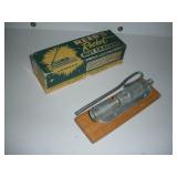 Reed Rockek Nut Cracker