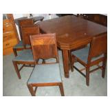 Walnut Table & 6 Chairs 40x54x31 inches