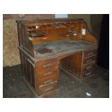 Oak Roll Top Desk 55 x 32 x 50 (MS)