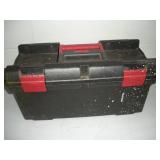 20 inch Rubbermaid Plastic Toolbox w/Tray
