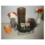Lamp & Knick Knacks  Lamp 15 inches tall