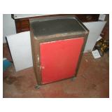 Tool Chest on Wheels  19x13x29 inches
