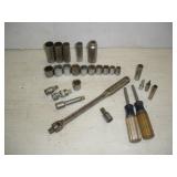 Craftsman 1/4 & 3/8 Drive Sockets, Breaker Bar &