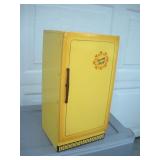 Vintage Wolverine Sunny Suzy Metal Toy Fridge