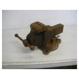Reed Heavy Duty Bench Vise  4 inch jaw/16 inches