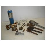 Plumbing Tools w/Aluminum Pipe Wrench - 14 inch