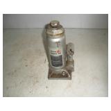 6 Ton Bottle Jack  10 inches tall