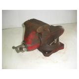 6 inch Jaw Bench Vise  17 inches long