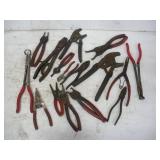 ASSORTED AUTOMOTIVE PLIERS