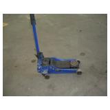 LOW CLEARANCE HYDRAULIC FLOOR JACK