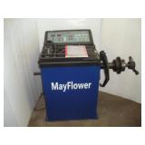 MAYFLOWER COMPUTER WHEEL BALANCER  120V