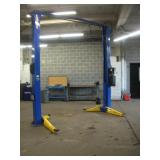 FORWARD 2 POST HYDRAULIC LIFT  208-230V, SINGLE