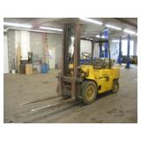 HYSTER PROPANE FORKLIFT W/SIDEHIFT FORK, 4 CYL