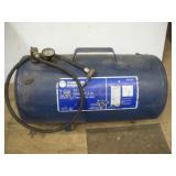 CAMPBELL HAUSFELD 7 GALLON PORTABLE AIR TANK
