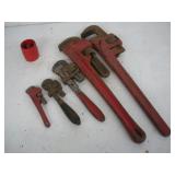 PIPE WRENCHES  6 - 18 INCH