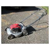 HONDA HR214 SELF PROPELLED GAS LAWN MOWER -