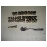 CRAFTSMAN 3/8 DRIVE 6/12 PT METRIC SOCKETS,