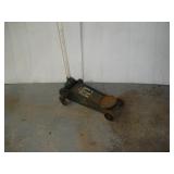 1 1/2 TON FLOOR JACK