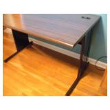 COMPUTER DESK  48X29X30 INCHES