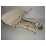"DY-DE" VINTAGE DETECTO BABY SCALE