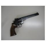 DAN WESSON ARMS 357 MAG 6 SHOT REVOLVER