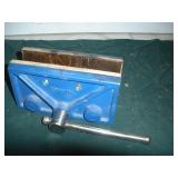 6 INCH IRWIN WOOD VISE