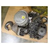 CYCLONE 10 TON CHAIN HOIST W/MULTIPLE FT OF CHAIN