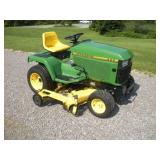 JOHN DEERE 425 LAWN TRACTOR W/