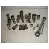 ASSORTED SNAPON SOCKETS AND WRENCHES