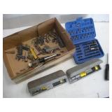 ASSORTED SCREW BITS AND BIT SETS
