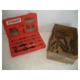 TAP AND DIE SET W/ EXTRAS