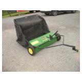 JOHN DEERE 4 FT GRASS CATCHER