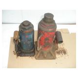 2 HYDRAULIC JACKS