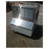 CORNELIUS COMMERCIAL ICE MACHINE MODEL RCV204UFSS