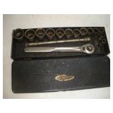 CRAFTSMAN 1/2 DRIVE SOCKET SET SAE