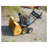 CUB CADET 826 4X4 26IN GAS POWERED SNOW BLOWER W/