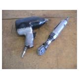 3/8 AIR RATCHET AND 1/2 IN IMPACT GUN
