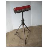 ADJUSTABLE ROLLER STAND