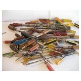 ASSORTED SCREWDRIVERS