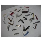 ASSORTED POCKET KNIVES