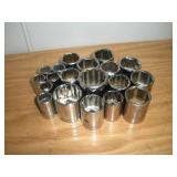 ASSORTED 1/2 IN DRIVE SOCKETS NOT A SET