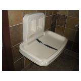 BABY CHANGING STATION