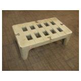 METRO DUNNAGE RACK 35X21X12