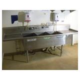 STAINLESS STEEL TRIPPLE BOWL COMMERCIAL SINK