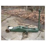 LARGE HEAVY DUTY TRUCK FLOOR JACK 5FT LONG