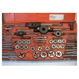 VERMONT AMERICAN TAP AND DYE SET (METRIC)