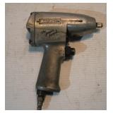 SNAPON 3/8 AIR IMPACT GUN