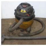 12 GAL SHOP VAC W/ ATTACHMENTS