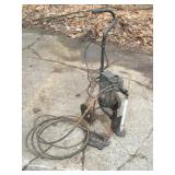 WAGNER AIRLESS PAINT SPRAYER