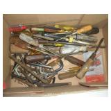 ALLEN WRENCHES AND SCREWDRIVERS